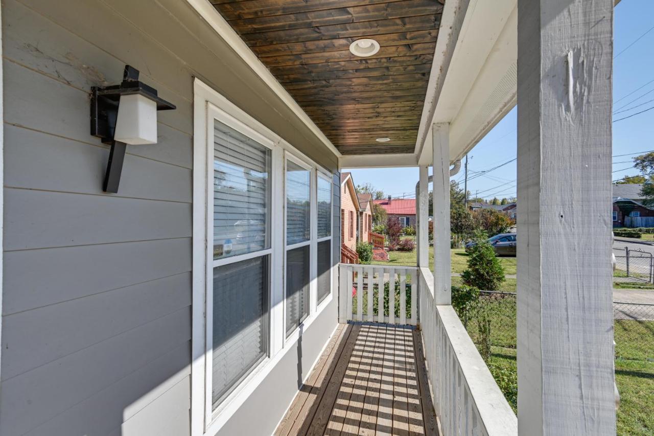 Vibrant Home With Deck, 2 Mi To Downtown Nashville! Exterior photo